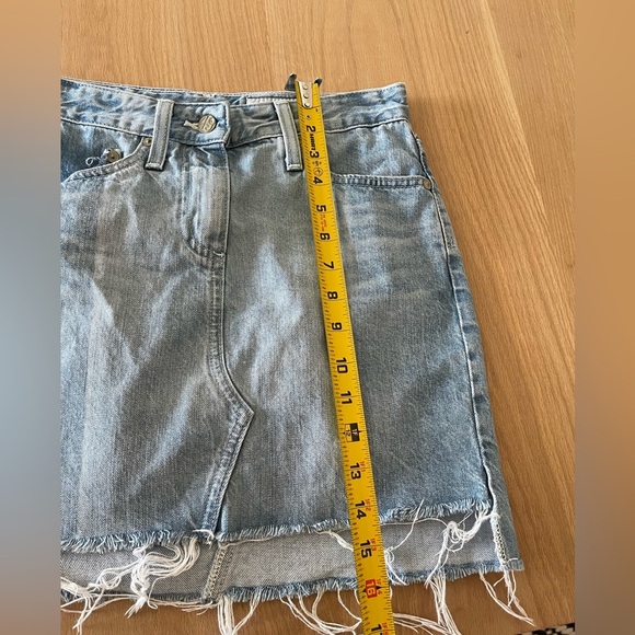 AG Adriano Goldschmied The Sandy Two Toned Denim Mini Skirt, Size 24••• - Picture 13 of 13